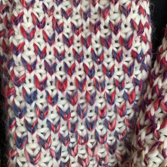 Old Navy - Colorful, Wide, Infinity Scarf - Picture 2 of 7